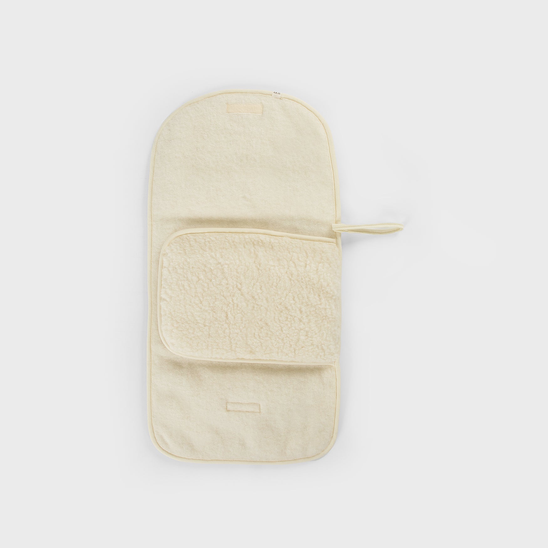 Luxe verschoonmatje voor baby – zacht, dik en comfortabel verzorgingsmatje met vakken voor luiers en doekjes.