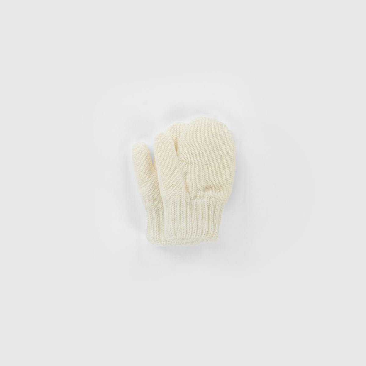 Merinowollen wantjes in Naturel – warme, zachte babywantjes geproduceerd in Europa.
